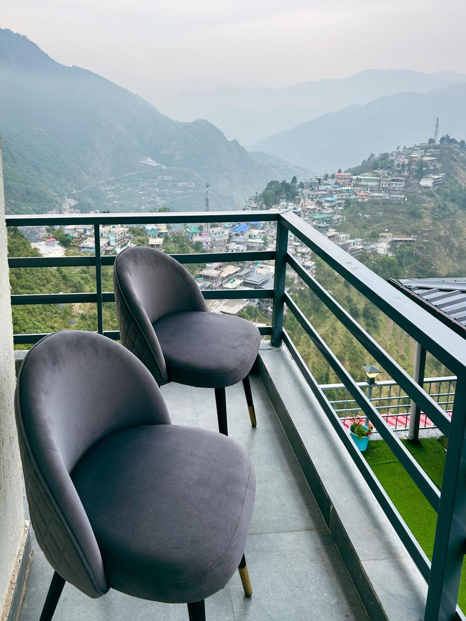 Queens Hill By Edge Mussoorie Exterior photo