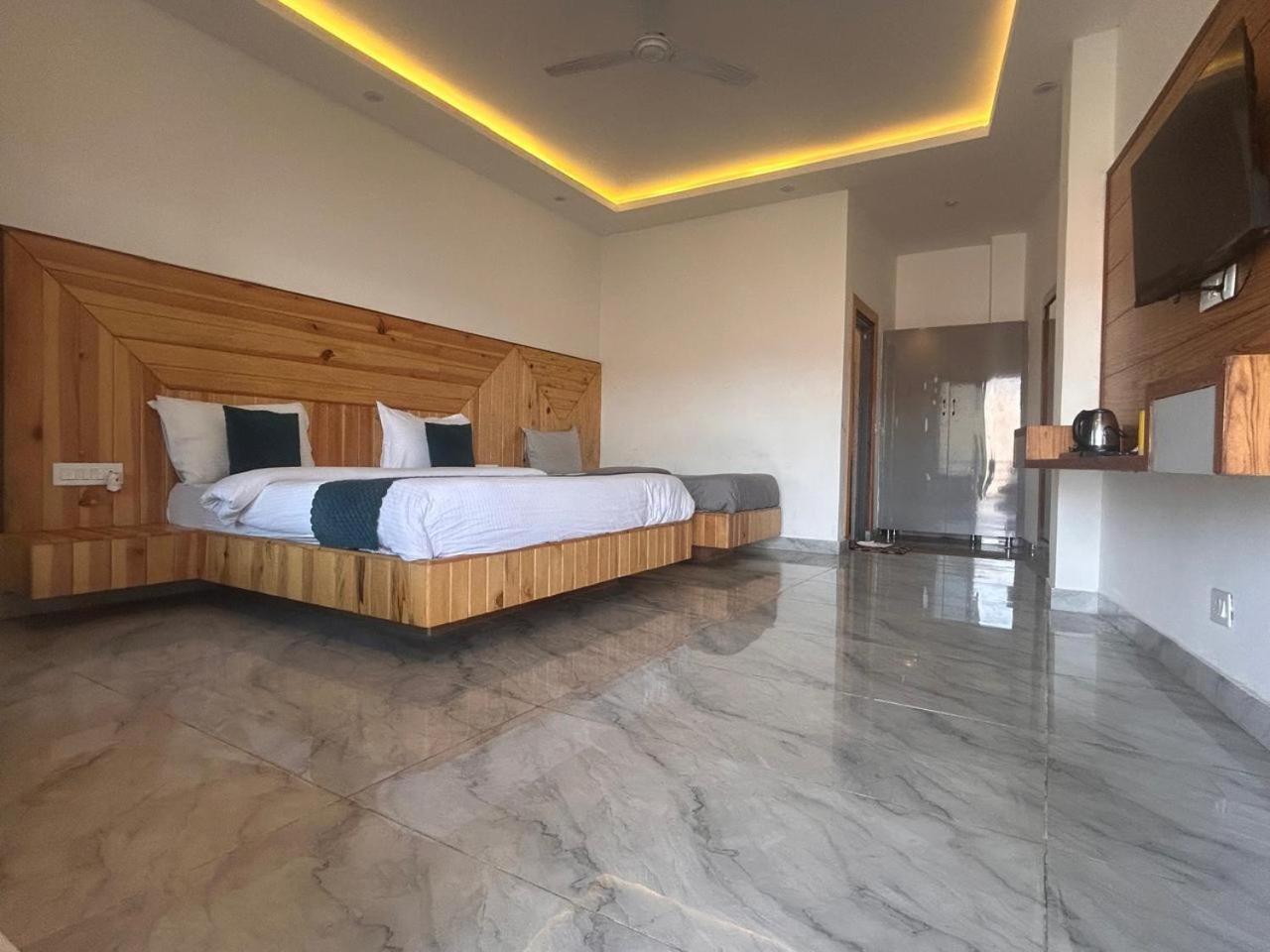 Queens Hill By Edge Mussoorie Exterior photo